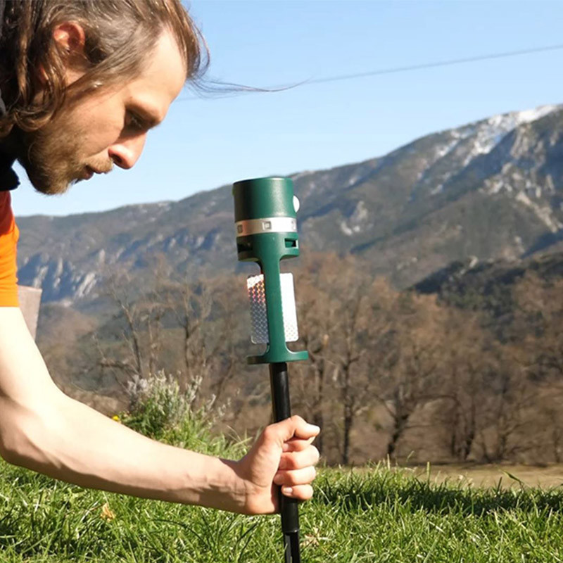 REFLECTIVE : Répulsif Solaire de Jardin à Ultrasons