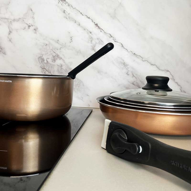 AM478 : Batterie de Cuisine 20 Pièces Arthur Martin avec Ustensiles et Poignée