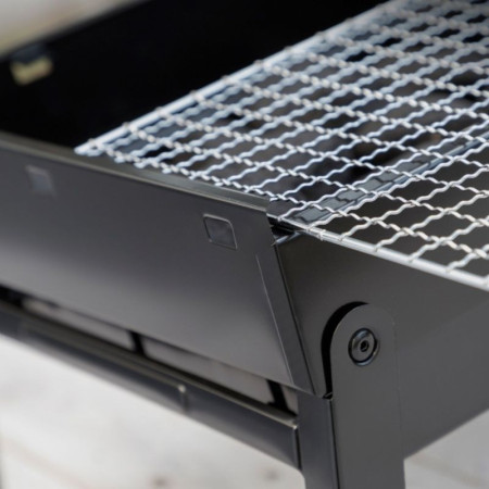 BEARBQ : Barbecue Pliable Portatif à Charbon