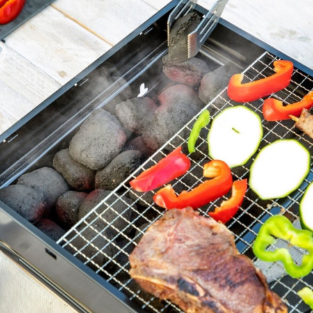 BEARBQ : Barbecue Pliable Portatif à Charbon