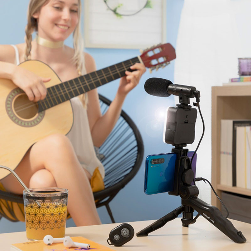 Kit de Vlogging avec Lampe LED, Microphone, Trépied et Support Smartphone - PLODNI