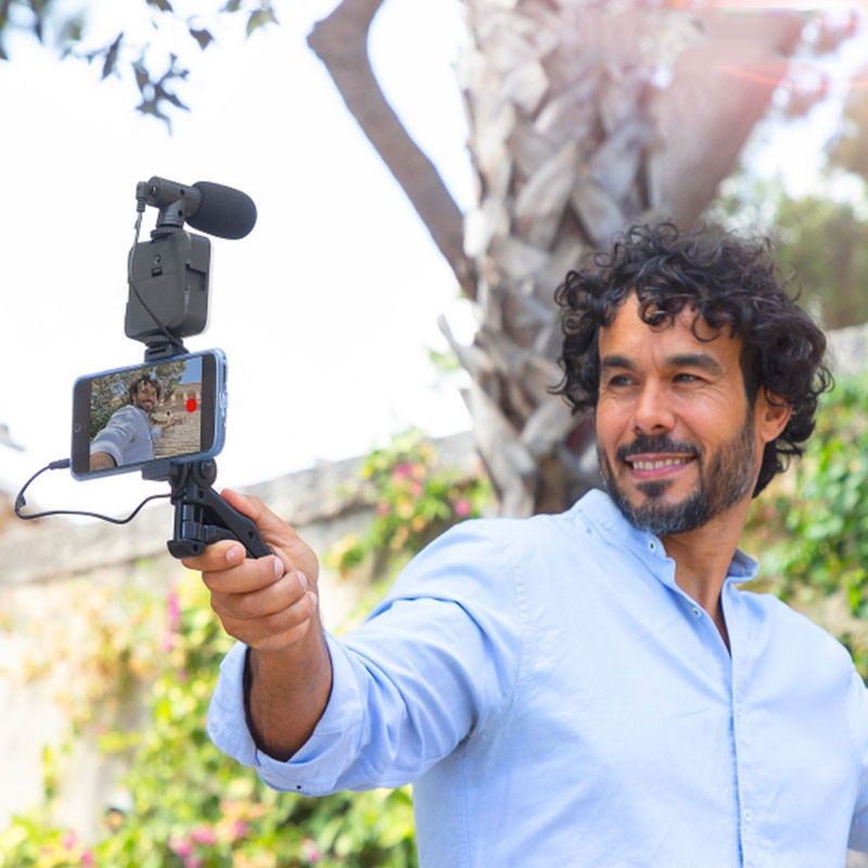 Kit de Vlogging avec Lampe LED, Microphone, Trépied et Support Smartphone - PLODNI
