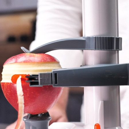  l'éplucheur électrique qui facilite la vie en cuisine