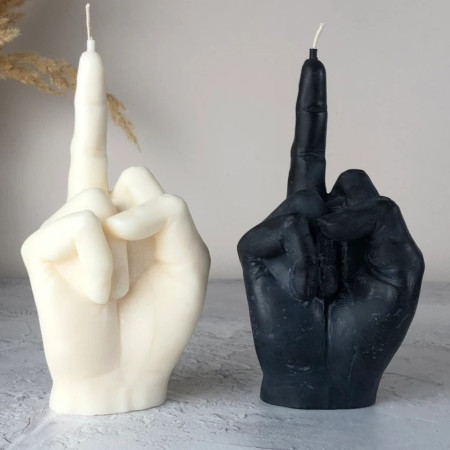 Middle Finger Candle  : Bougie Parfumée et Originale en Forme de Doigt d'Honneur