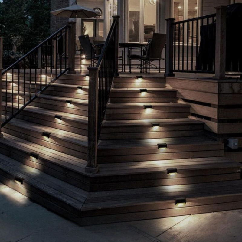 SOLARLED : Pack de 4 Appliques Solaires LED avec Kit de Fixation