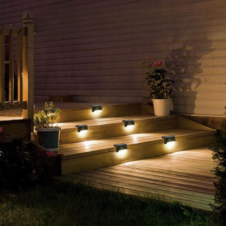 SOLARLED : Pack de 4 Appliques Solaires LED avec Kit de Fixation