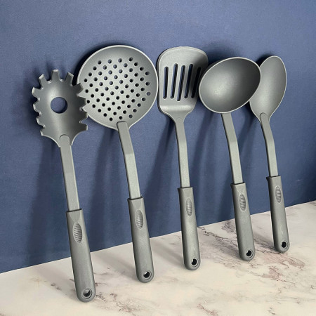 AM5535 : Batterie de Cuisine 15 Pièces Arthur Martin Poêles et Casseroles en Acier Inoxydable avec Accessoires