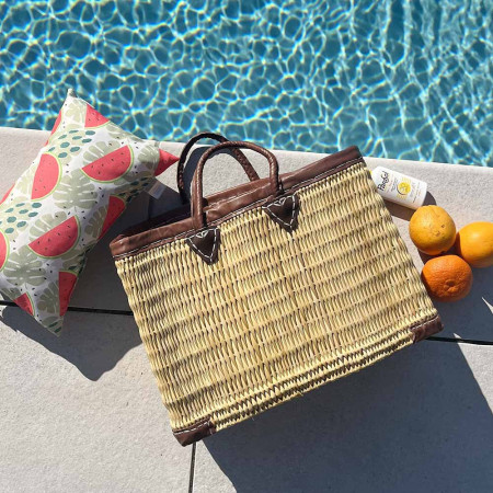Panier Tressé Cabas Rectangulaire Évasé en Jonc Naturel avec Finitions et Poignées en Cuir