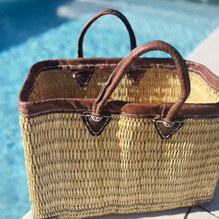 Panier Tressé Cabas Rectangulaire Évasé en Jonc Naturel avec Finitions et Poignées en Cuir