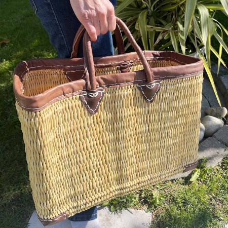 Panier Tressé Cabas Rectangulaire Évasé en Jonc Naturel avec Finitions et Poignées en Cuir