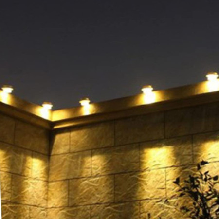 Pack de 3 Lampes Solaires pour Gouttière: Éclairez Votre Jardin ou Terrasse Facilement !