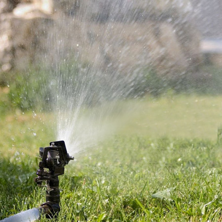 ROTAJET : Arroseur de Jardin sur Piquet avec Jet Réglable et Rotation 30° - 360°