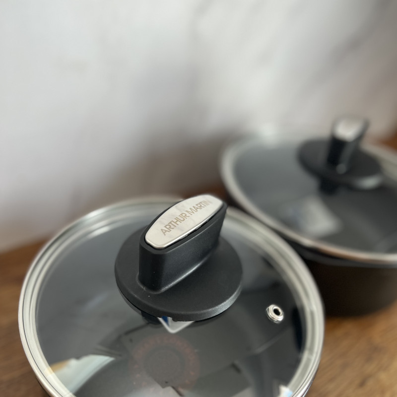 AM268B : Batterie de Cuisine 12 Pièces Arthur Martin Poêles et Casseroles Aluminium avec Accessoires, Tous Feux Dont Induction