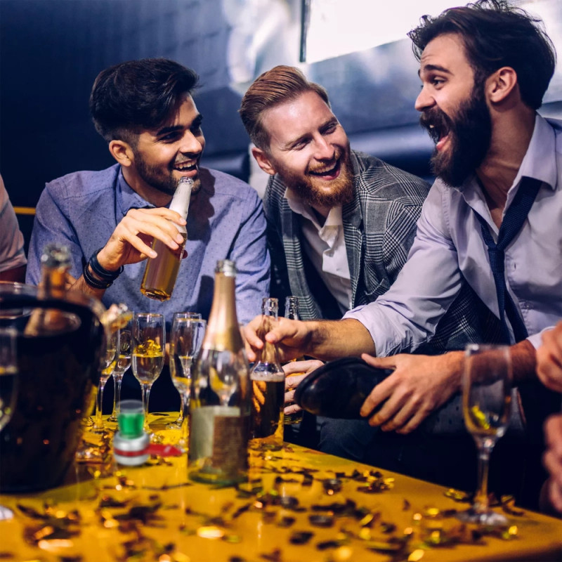 Jeu pour Apéro Spin The Arrow avec Verre à Shot et Flèche Tournante