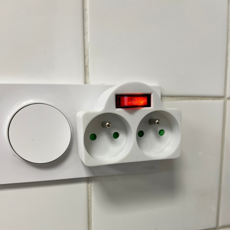 Biplite 2 Prises avec Interrupteur Intégré - 2x16A - 230V