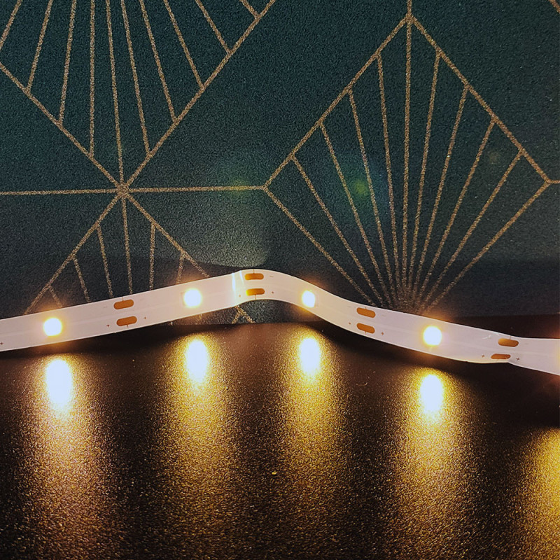 Ruban LED 1 mètre adhésif, lumière blanche, autonome et pratique