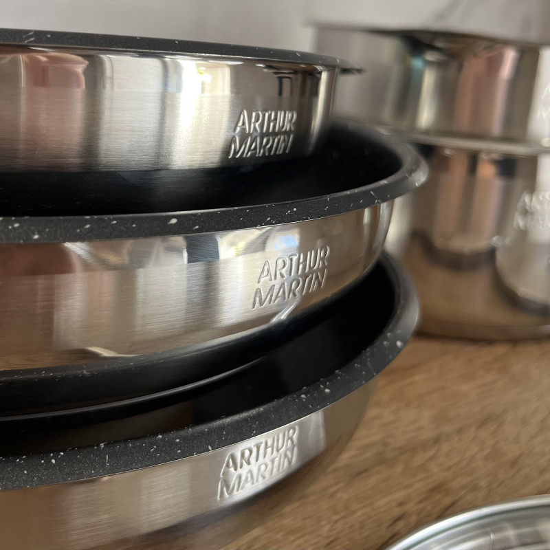 Batterie de Cuisine 15 Pièces Arthur Martin Poêles et Casseroles en Inox avec Accessoires