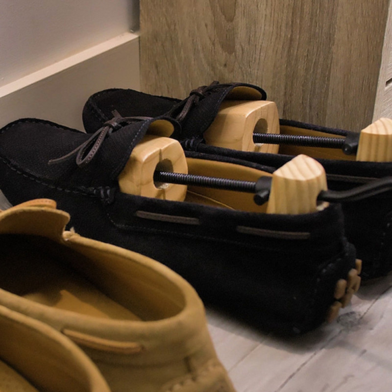Élargisseur de Chaussures Universel et Ajustable en Bois (35-41)