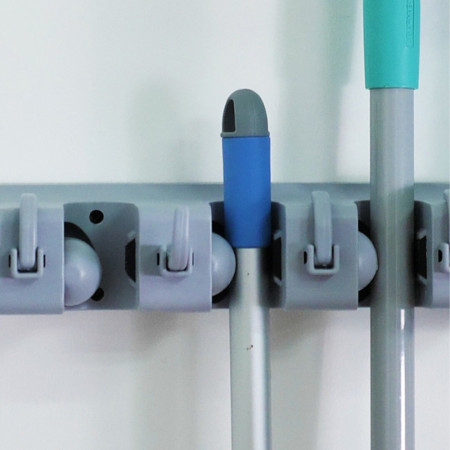 Accroche Balais Mural avec 5 Supports et 6 Crochets pour Ustensiles de Nettoyage avec Kit de Fixation