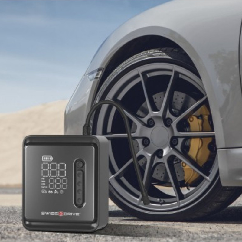 Mini Compresseur Portable Swiss Drive 150 PSI – Recharge USB, Arrêt Auto & Écran Digital. Adaptateur inclus.
