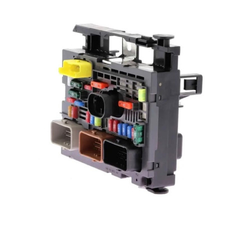 Boîte à Fusibles Moteur 70 Pôles Compatible Citroën / Peugeot / Fiat – OEM 9664706080 / 9664706180