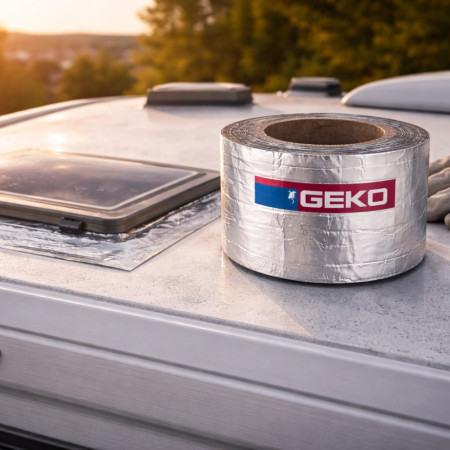 Ruban Adhésif Bitume Aluminium GEKO 100 mm x 10 m – Bande d’Étanchéité Auto-Adhésive Toiture, Gouttière et Cheminée