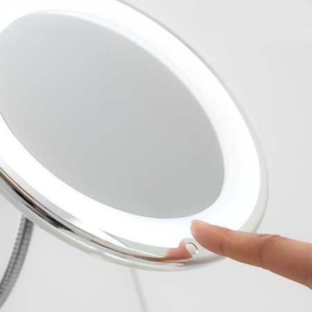 Miroir grossissant à LED