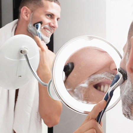 Miroir grossissant à LED