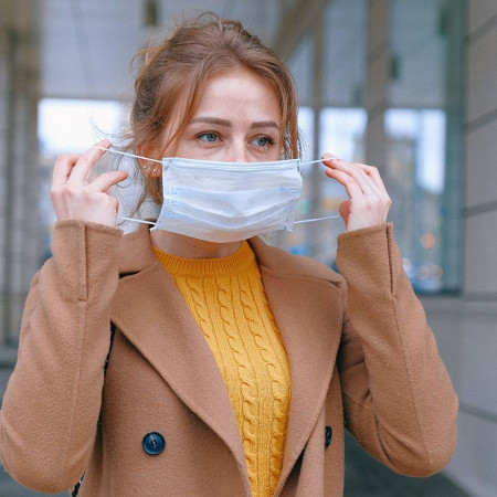 SURGICAL MASK : Pack de 50 Masques Chirurgicaux Jetables