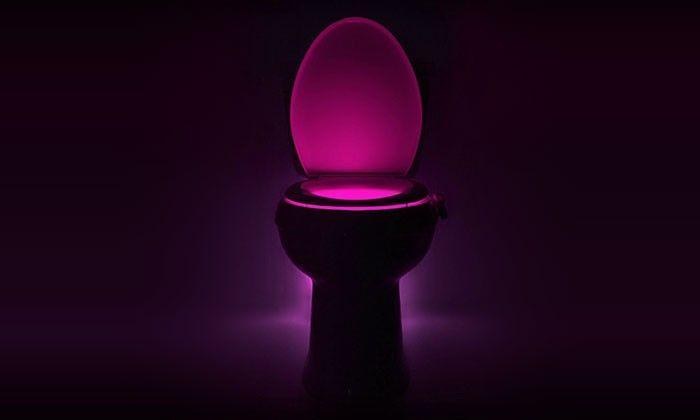 Veilleuse WC à LED 8 couleurs avec capteur de mouvement et de luminosité Groupon