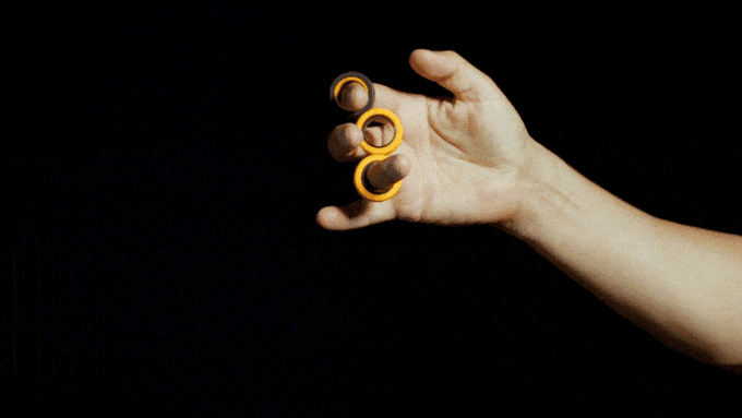 Rolling-Fingers-anneaux-magnétiques-anti-stress
